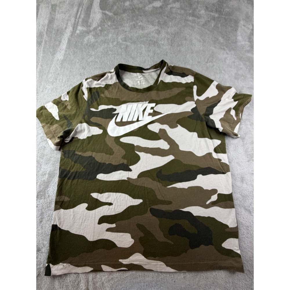 Nike T-Shirt Mens XL Green Camo Futura Logo Short Sleeve